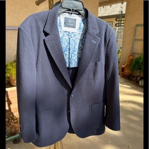 Tailorbyrd men’s classic navy jacket. Great details … 44R